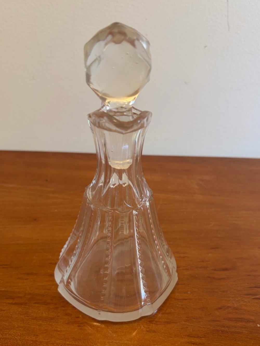 Antique Brilliant Cut Glass Cruet with Faceted Stopper by Tarentum - Picture 3 of 3